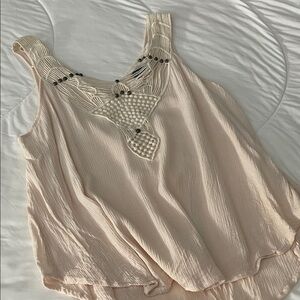 ASTR Sleeveless Embellished V-Neck Tank Top in Light Blush Sz Lg